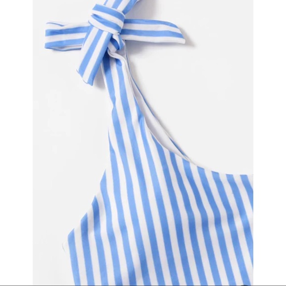 ✿ Host Pick! Striped One Shoulder Bikini Set ✿ - Picture 5 of 5